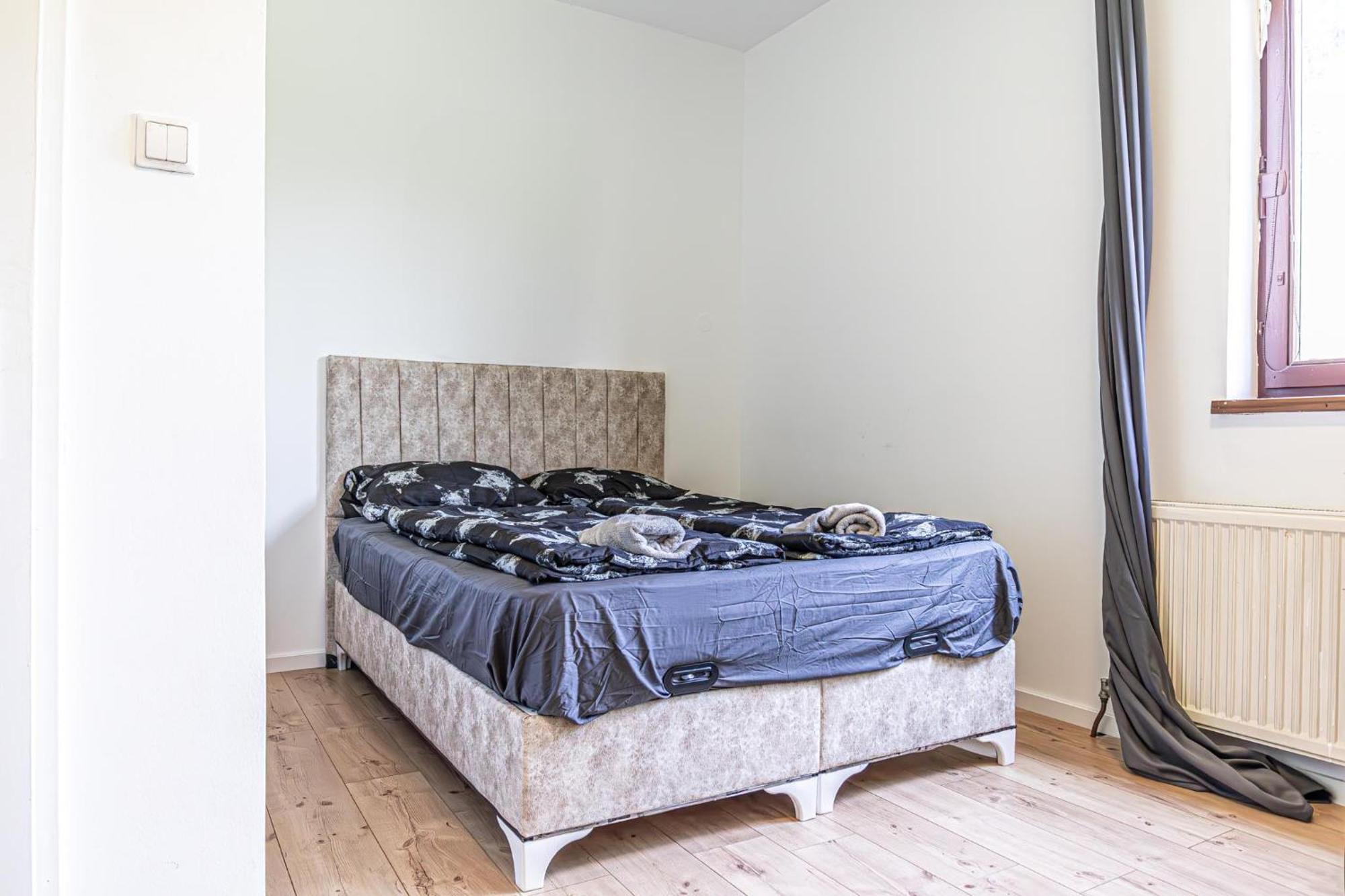 Comfy Rooms In Shared Villa With Terrace And Garden Bécs Kültér fotó