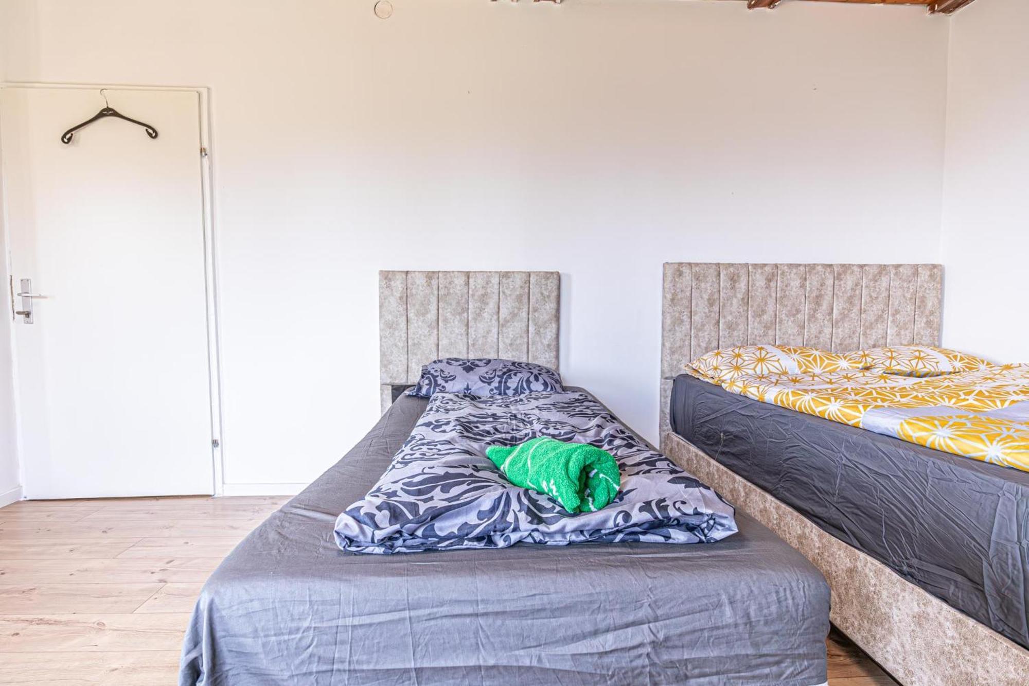 Comfy Rooms In Shared Villa With Terrace And Garden Bécs Kültér fotó