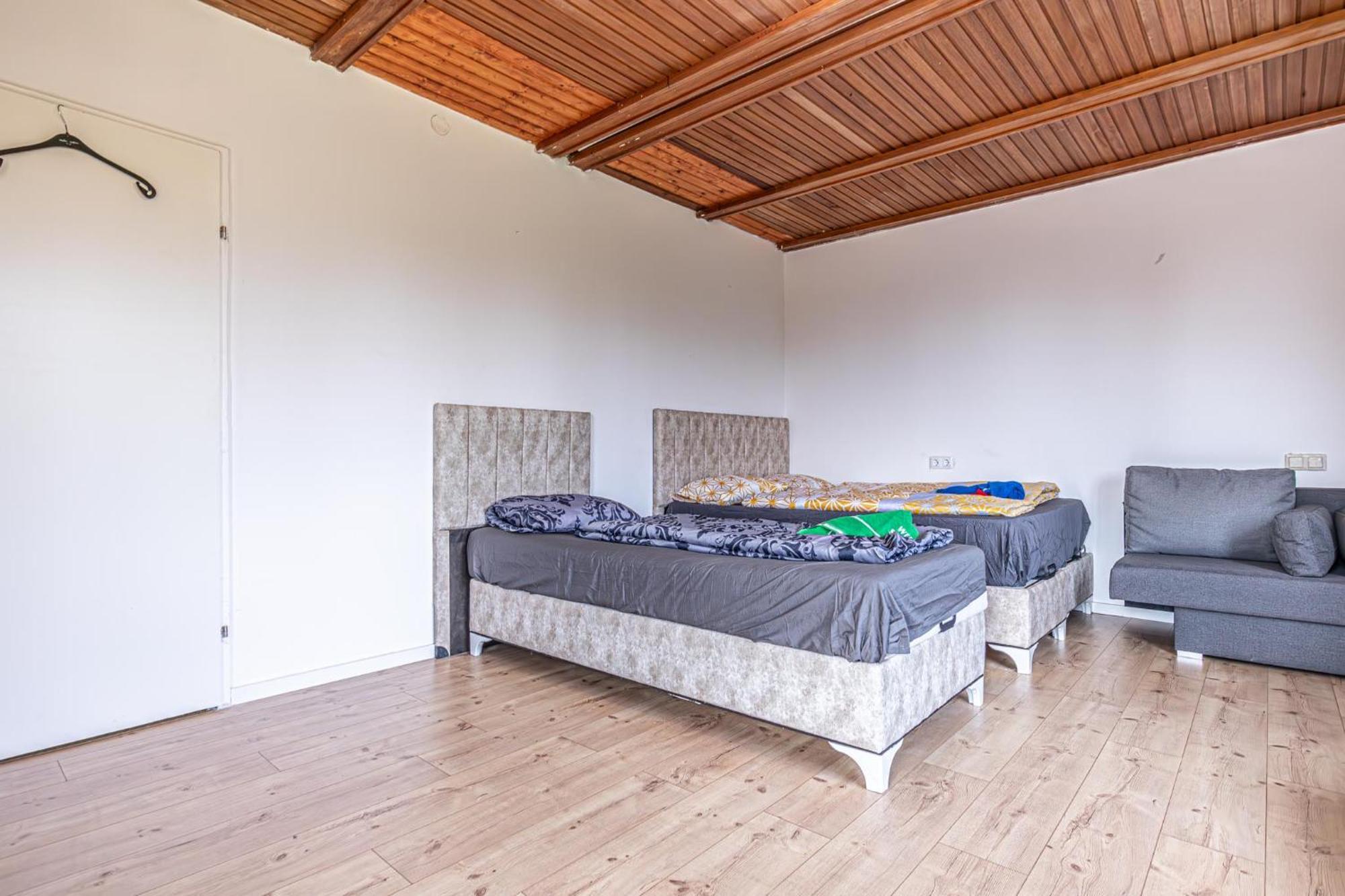 Comfy Rooms In Shared Villa With Terrace And Garden Bécs Kültér fotó