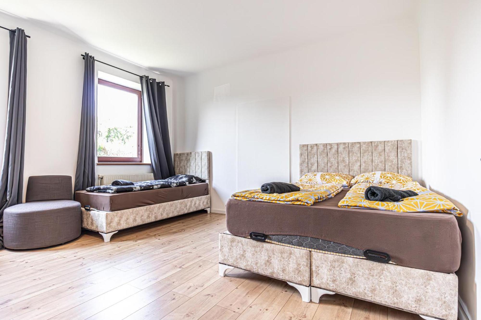 Comfy Rooms In Shared Villa With Terrace And Garden Bécs Kültér fotó