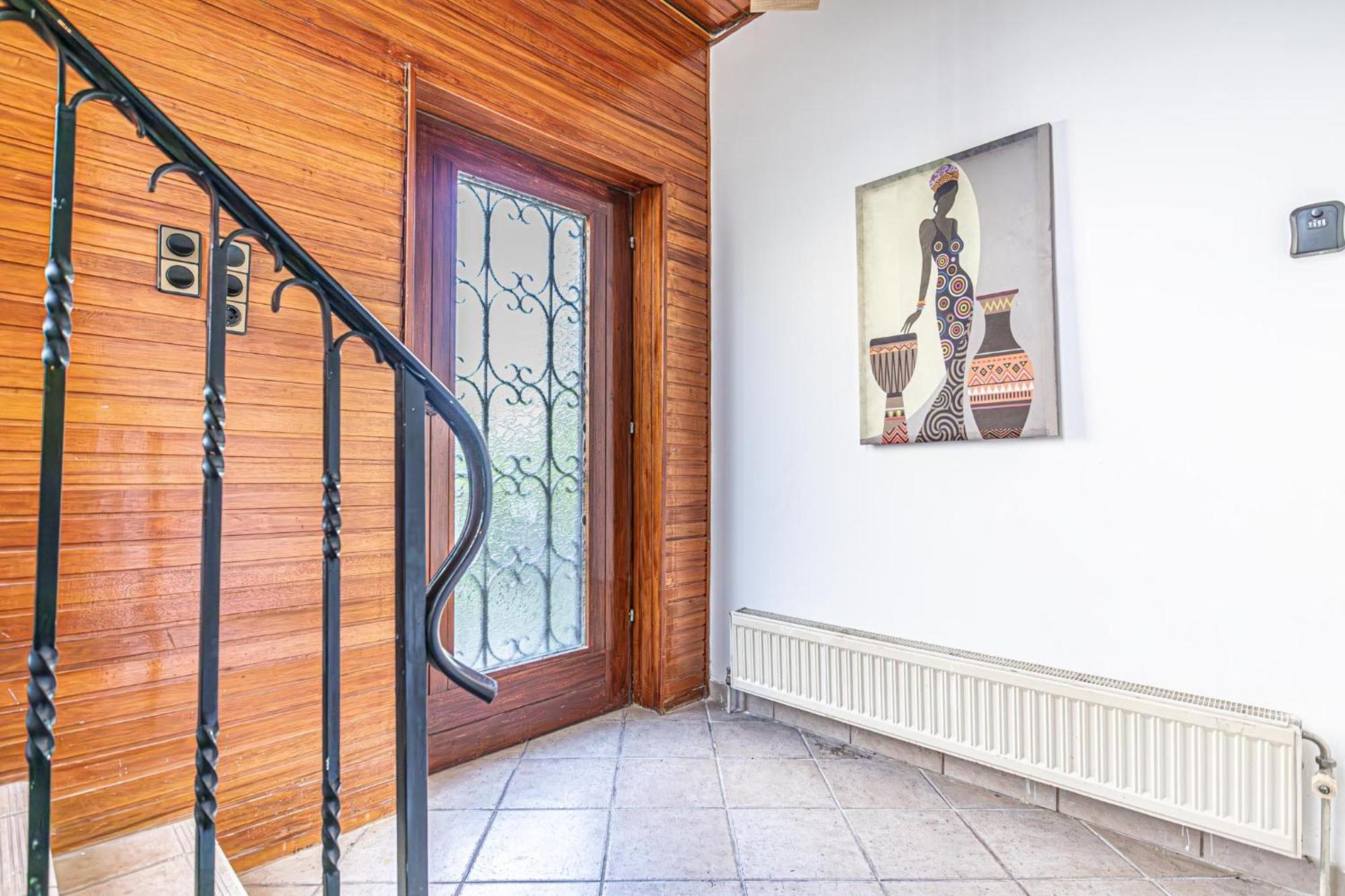 Comfy Rooms In Shared Villa With Terrace And Garden Bécs Kültér fotó