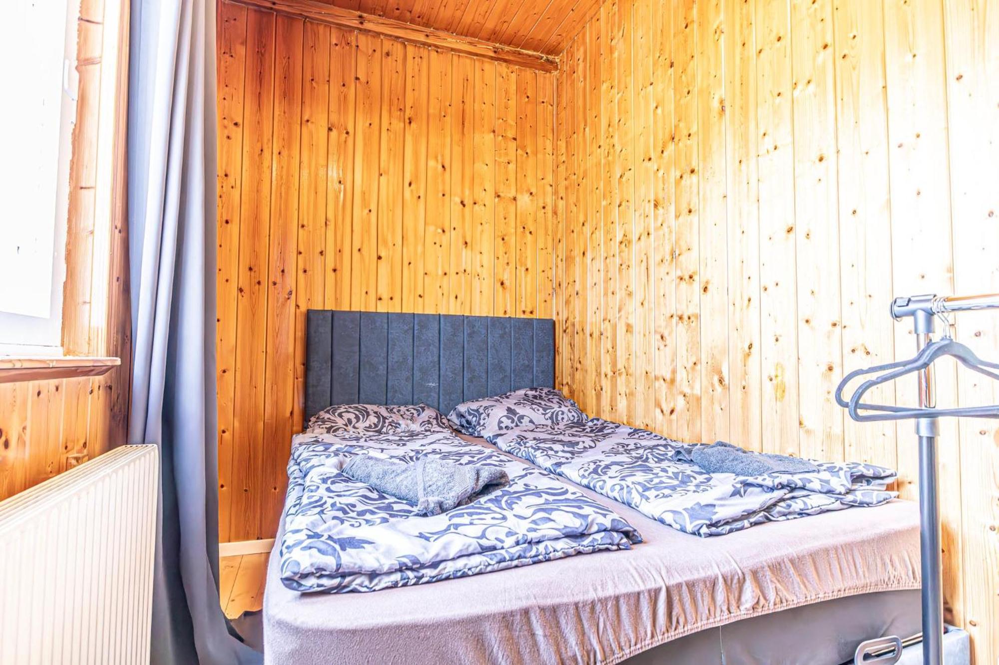 Comfy Rooms In Shared Villa With Terrace And Garden Bécs Kültér fotó